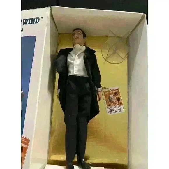 World Doll NIB Scarlett O'Hara & Rhett Set Of 2 Gone With The Wind Collectible - Picture 5 of 6